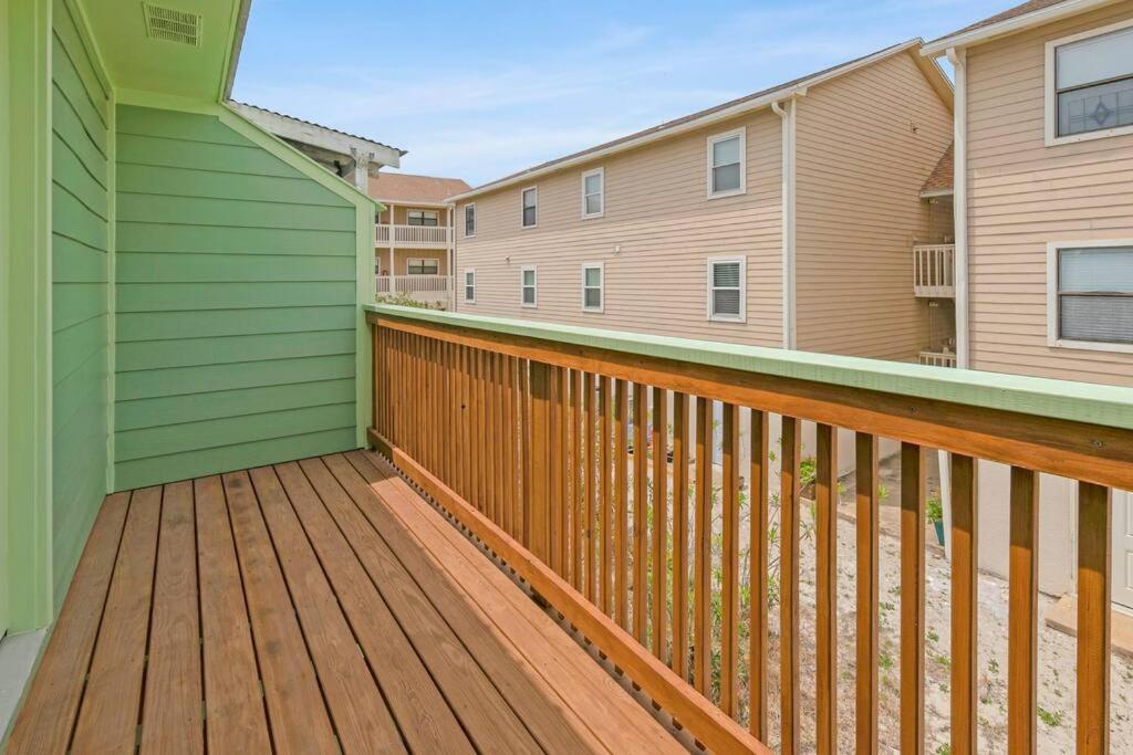 Charming Holiday Isle Destin Beach Access Townhome ภายนอก รูปภาพ